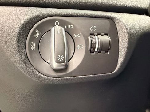 Used 2016 Audi Q3 2.0T Premium Plus image 34