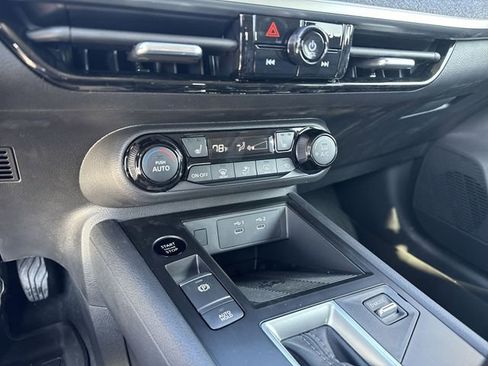 New 2026 Nissan Kicks SV image 21