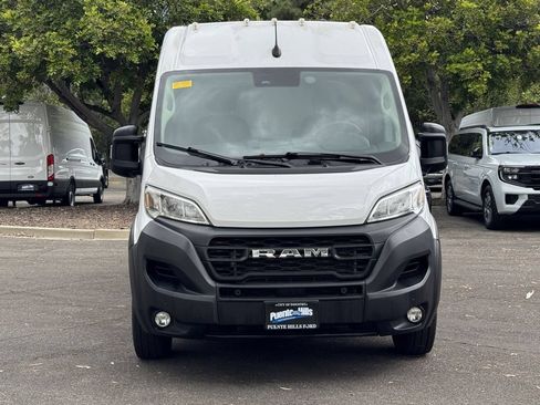 Used 2023 RAM ProMaster 2500 FWD image 2