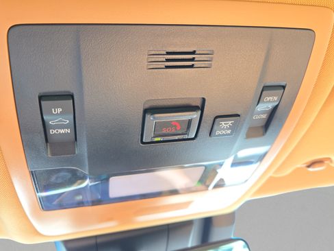 Used 2024 Lexus ES 350 w/ Premium Package FWD image 33