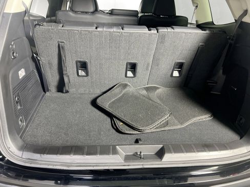 Used 2023 Subaru Ascent Limited w/ Technology Package image 27