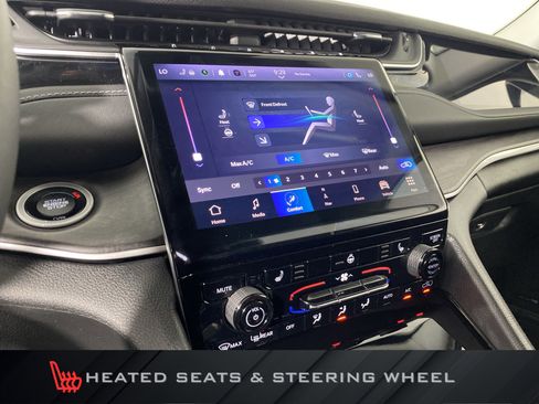 Used 2023 Jeep Grand Cherokee 4WD 4xe image 7