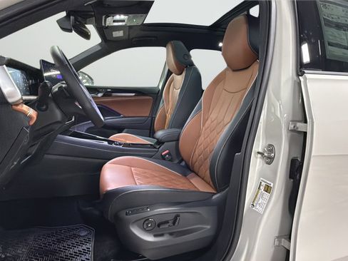 New 2026 Volkswagen Tiguan SEL R-Line image 15