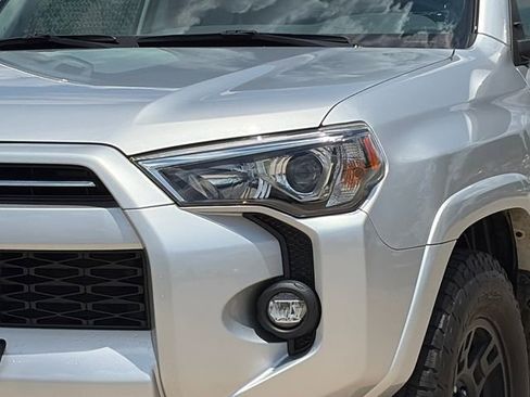 Used 2023 Toyota 4Runner SR5 Premium w/ Moonroof Package RWD image 4
