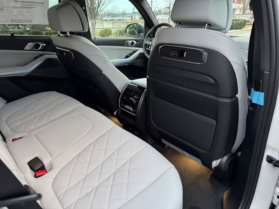 Used 2026 BMW X5 xDrive50e w/ Executive Package AWD/4WD image 29