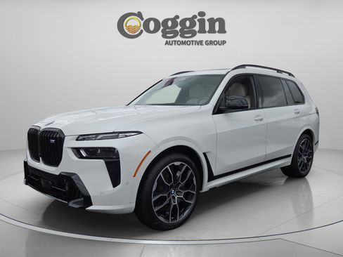Used 2025 BMW X7 M60i w/ Climate Comfort Package AWD/4WD image 1