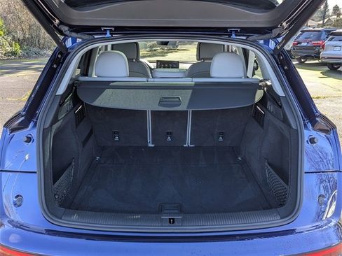 Used 2023 Audi Q5 2.0T Premium w/ Convenience Package image 30