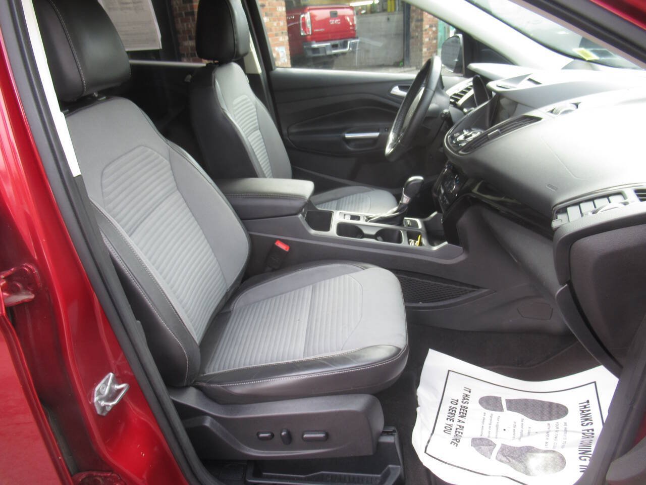 Used 2017 Ford Escape Titanium AWD/4WD image 5