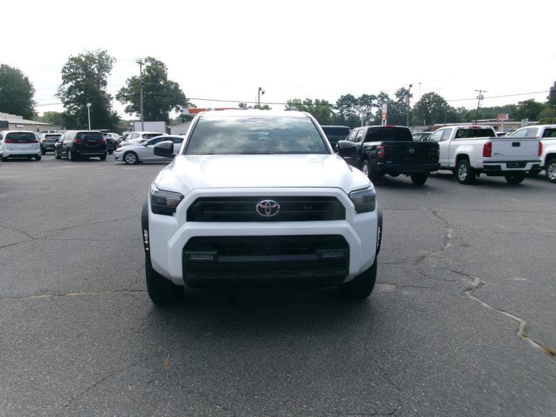Used 2025 Toyota 4Runner SR5 AWD/4WD image 24