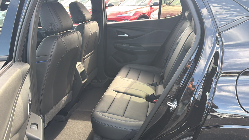 New 2026 Buick Envista Sport Touring w/ Convenience I Package FWD image 25