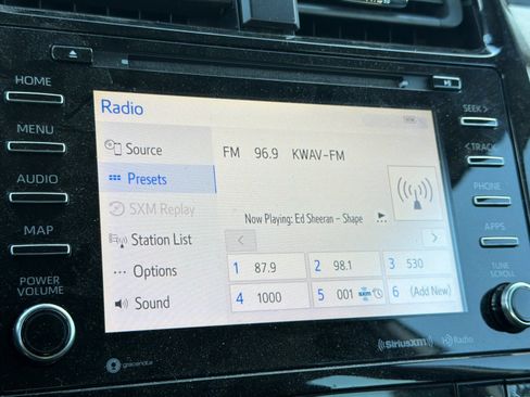 Used 2020 Toyota Prius Prime LE FWD image 16