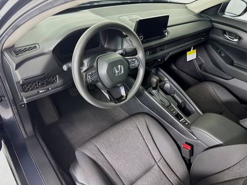Certified 2025 Honda Accord LX image 9