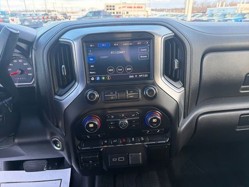 Used 2019 Chevrolet Silverado 1500 RST w/ All-Star Edition image 17
