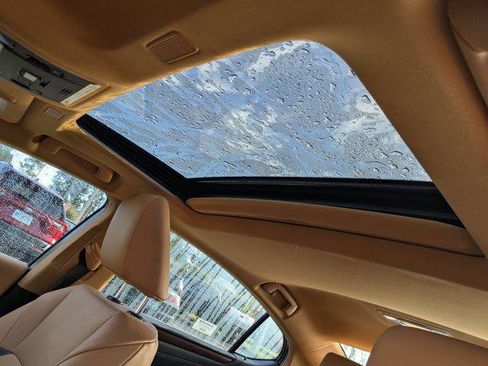 Certified 2025 Lexus ES 350 w/ Premium Package FWD image 19