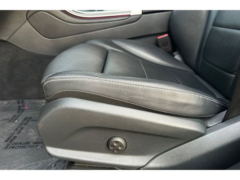 Used 2022 Mercedes-Benz GLC 300 image 13