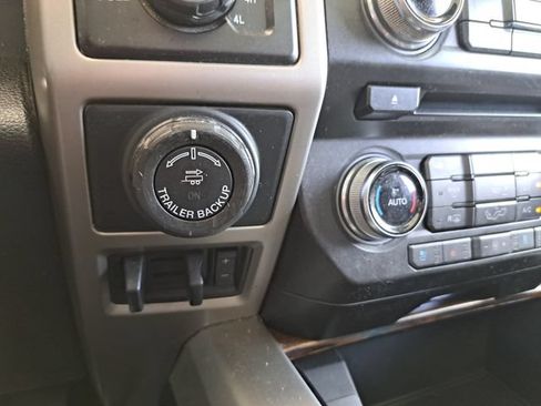 Used 2018 Ford F150 Lariat w/ Equipment Group 502A Luxury AWD/4WD image 13