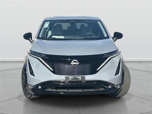Certified 2024 Nissan Ariya FWD image 2