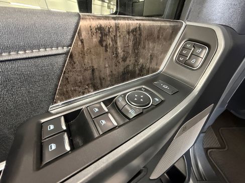 Used 2024 Ford F250 Lariat w/ FX4 Off-Road Package AWD/4WD image 27