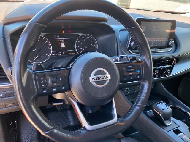 Used 2021 Nissan Rogue SV w/ Premium Package AWD/4WD image 12