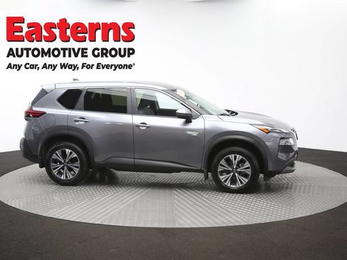 Used 2023 Nissan Rogue SV AWD/4WD image 48