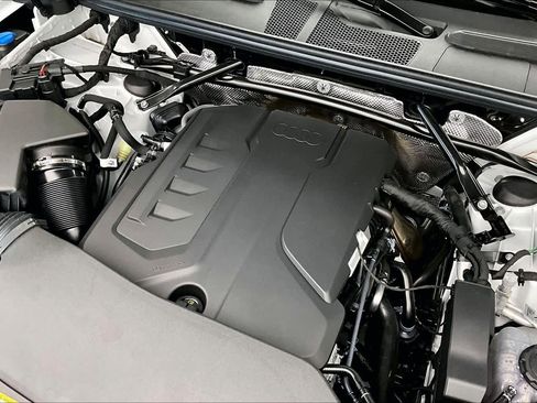 Used 2025 Audi Q5 Premium Plus image 31