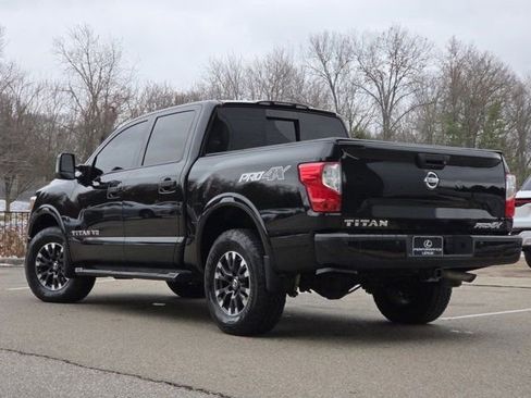 Used 2018 Nissan Titan PRO-4X w/ Pro-4x Convenience Package image 24