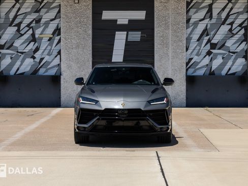 Used 2024 Lamborghini Urus S AWD/4WD image 4