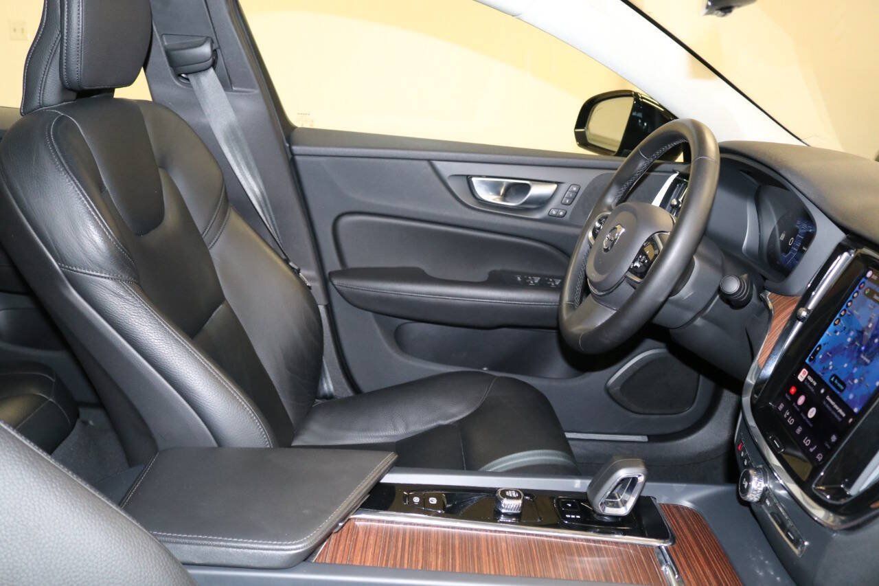 Used 2024 Volvo S60 B5 Plus FWD image 82