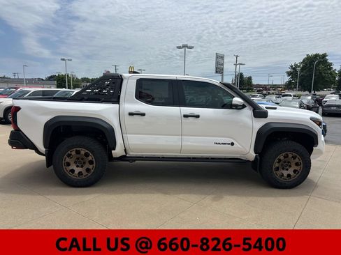 New 2026 Toyota Tacoma 4x4 Double Cab Hybrid image 7