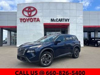 Used 2024 Nissan Rogue SV AWD/4WD video 1