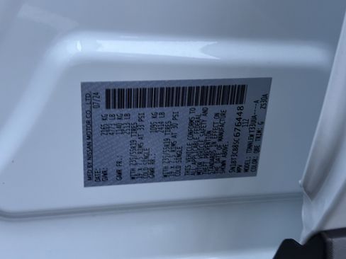 Used 2025 Nissan Rogue SL image 35