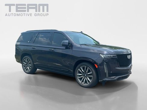 Used 2024 Cadillac Escalade Sport Platinum w/ LPO, Floor Liner Package image 1