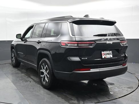 Used 2024 Jeep Grand Cherokee L Limited w/ Luxury Tech Group II image 11