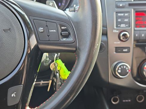 Used 2013 Kia Forte SX image 20