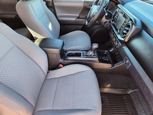 Used 2021 Toyota Tacoma SR image 13