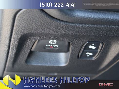 Used 2022 RAM 1500 4x4 Crew Cab image 28