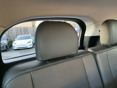 Used 2026 Hyundai Ioniq 9 Limited image 64