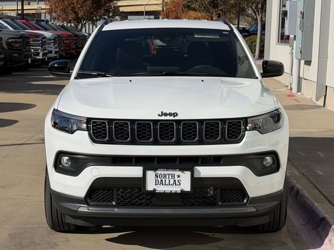 New 2026 Jeep Compass Latitude image 3