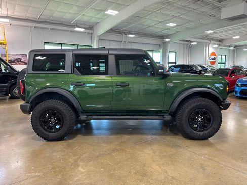 Used 2024 Ford Bronco Wildtrak AWD/4WD image 9