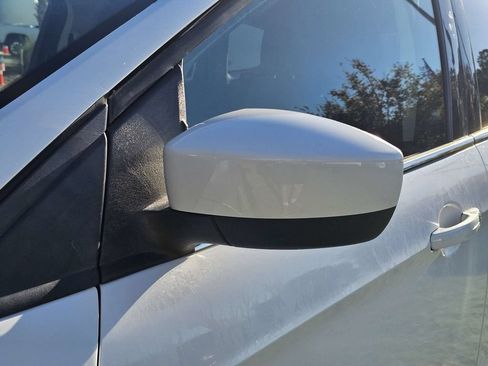 Used 2017 Ford Escape SE w/ Equipment Group 201A FWD image 11