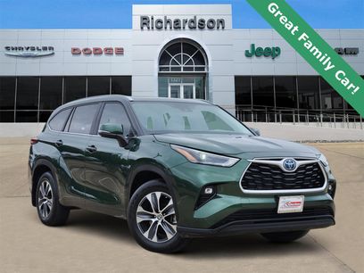Used 2024 Toyota Highlander XLE