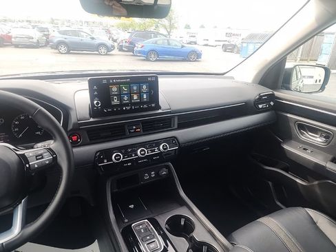 Used 2025 Honda Pilot EX-L image 26