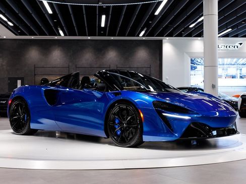 New 2026 McLaren Artura Spider RWD image 36