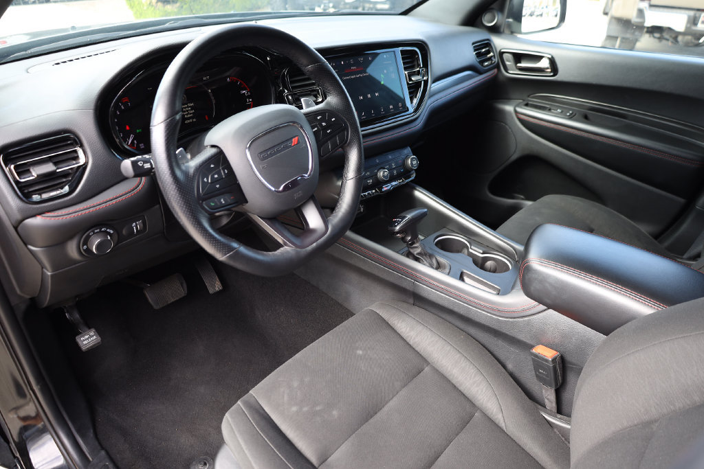 Used 2025 Dodge Durango GT AWD/4WD image 12