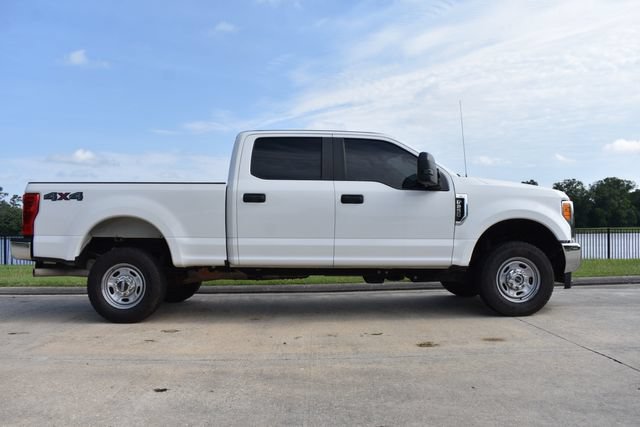 Used 2019 Ford F250 XL w/ Power Equipment Group AWD/4WD image 3