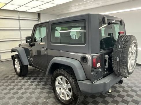 Used 2014 Jeep Wrangler Sport AWD/4WD image 17