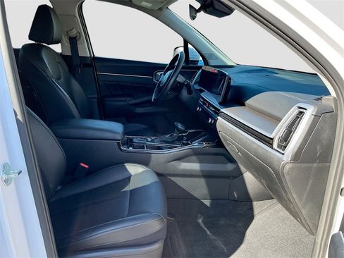 Used 2024 Kia Sorento SX image 24