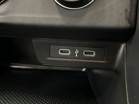 Used 2024 Volkswagen Jetta Sport image 31