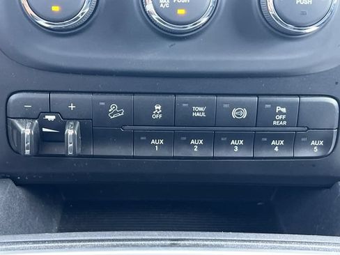 Used 2018 RAM 2500 Big Horn AWD/4WD image 21