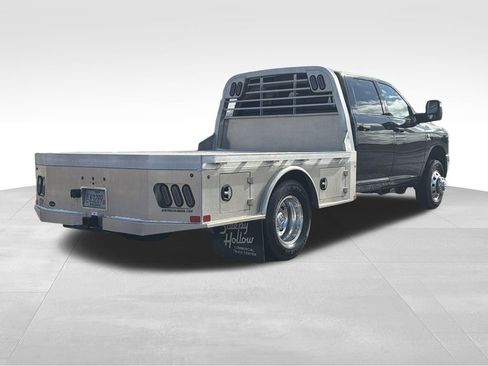 Used 2026 RAM 3500 Tradesman w/ Chrome Appearance Group image 17